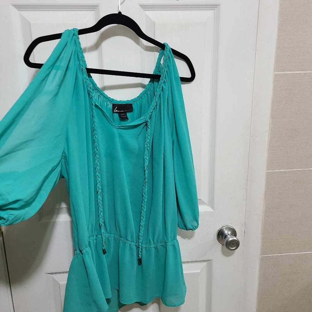 Lane Bryant  top open shoulders 18/20